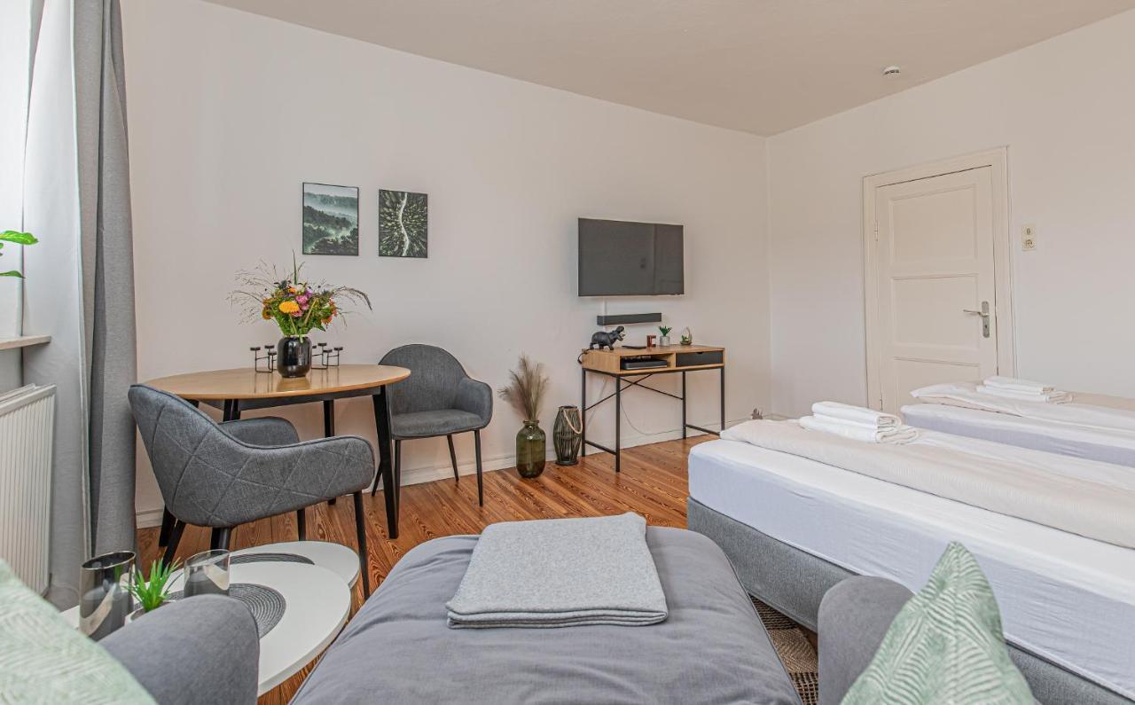 Fewo1846 - Kommood - Zentral Gelegenes Studio-Apartment Mit Balkon Im Hochparterre Flensburg Dış mekan fotoğraf