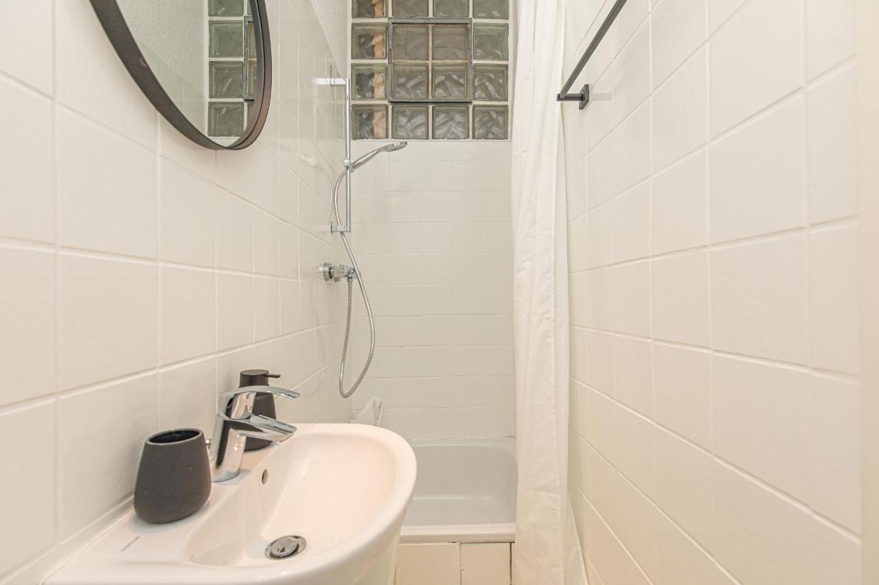 Fewo1846 - Kommood - Zentral Gelegenes Studio-Apartment Mit Balkon Im Hochparterre Flensburg Dış mekan fotoğraf